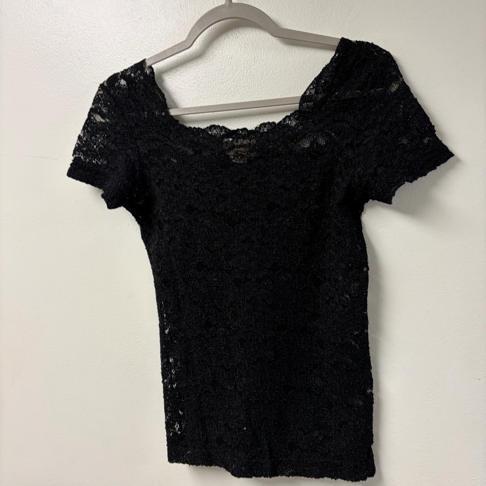 Vintage Victoria’s Secret Gold Label Lace Black Cap Sleeve Top Large‎